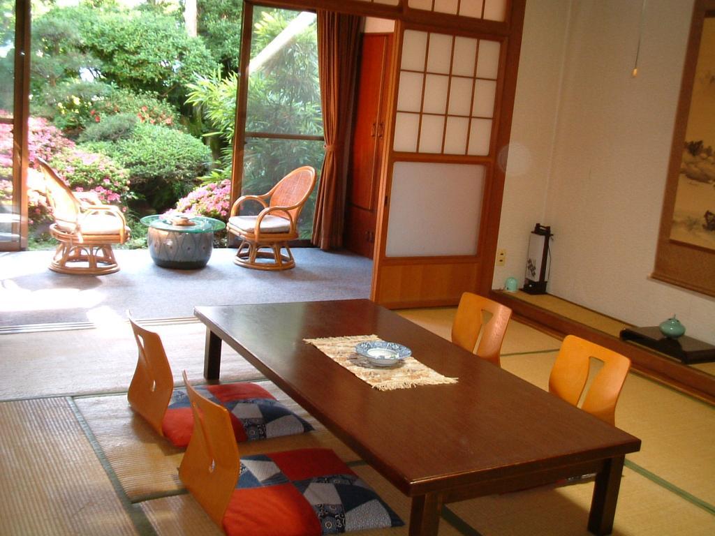 מלון Ureshino Onsen Shoen מראה חיצוני תמונה
